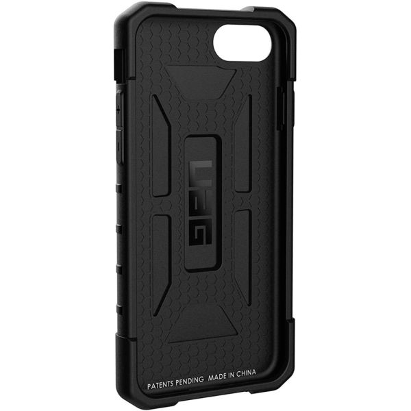 Pathfinder Backcover iPhone SE (2020) / 8 / 7 / 6(s) - Zwart / Black