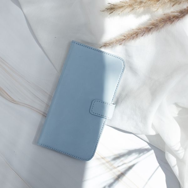 Echtleder Klapphülle Hellblau für das iPhone SE (2022 / 2020) / 8 / 7 / 6(s)