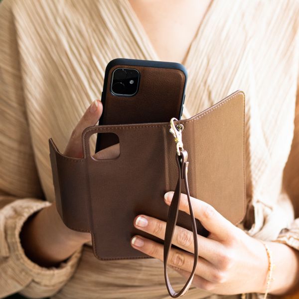 Uitneembare Vegan Lederen Bookcase iPhone SE (2020) / 8/7/6s - Bruin / Brown