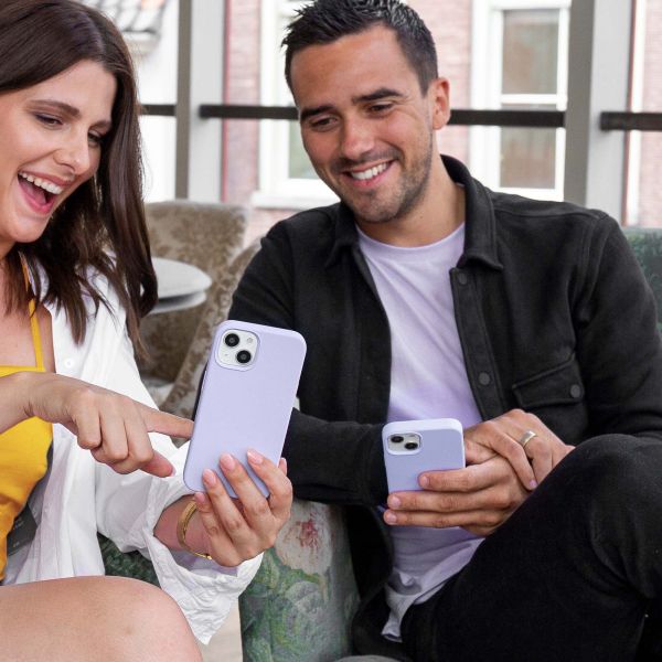 Liquid Silikoncase Lila für das iPhone SE (2022 / 2020) / 8 / 7