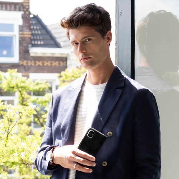 Echtleder Klapphülle für das Samsung Galaxy A8 (2018) - Schwarz