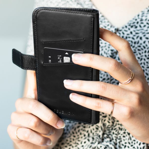 Echtleder Klapphülle für das Samsung Galaxy A8 (2018) - Schwarz