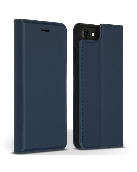 Premium Leather Slim Klapphülle für das iPhone SE (2022 / 2020) / 8 / 7 / 6(s) - Dunkelblau