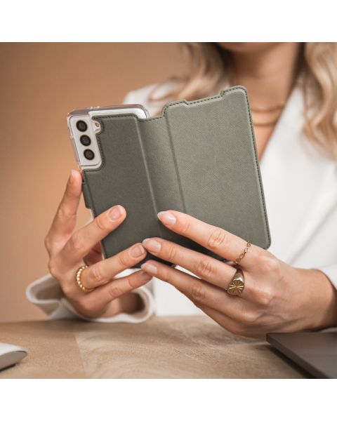 Xtreme Wallet Klapphülle für das iPhone 14 Pro Max - Hellgrün