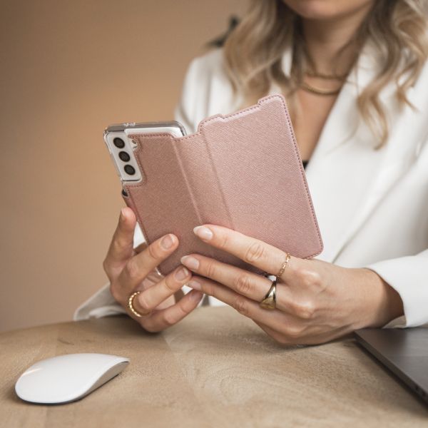 Xtreme Wallet Klapphülle für das iPhone 12 (Pro) - Rose Gold