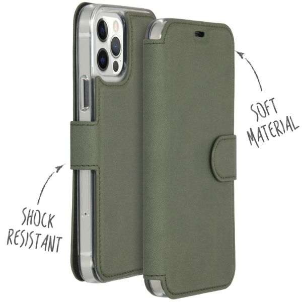 Accezz Xtreme Wallet Bookcase iPhone 12 (Pro) - Lichtgroen / Hellgrün  / Light Green