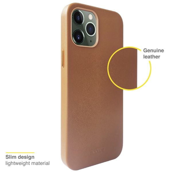 Accezz Leather Backcover met MagSafe iPhone 12 (Pro) - Bruin / Braun  / Brown